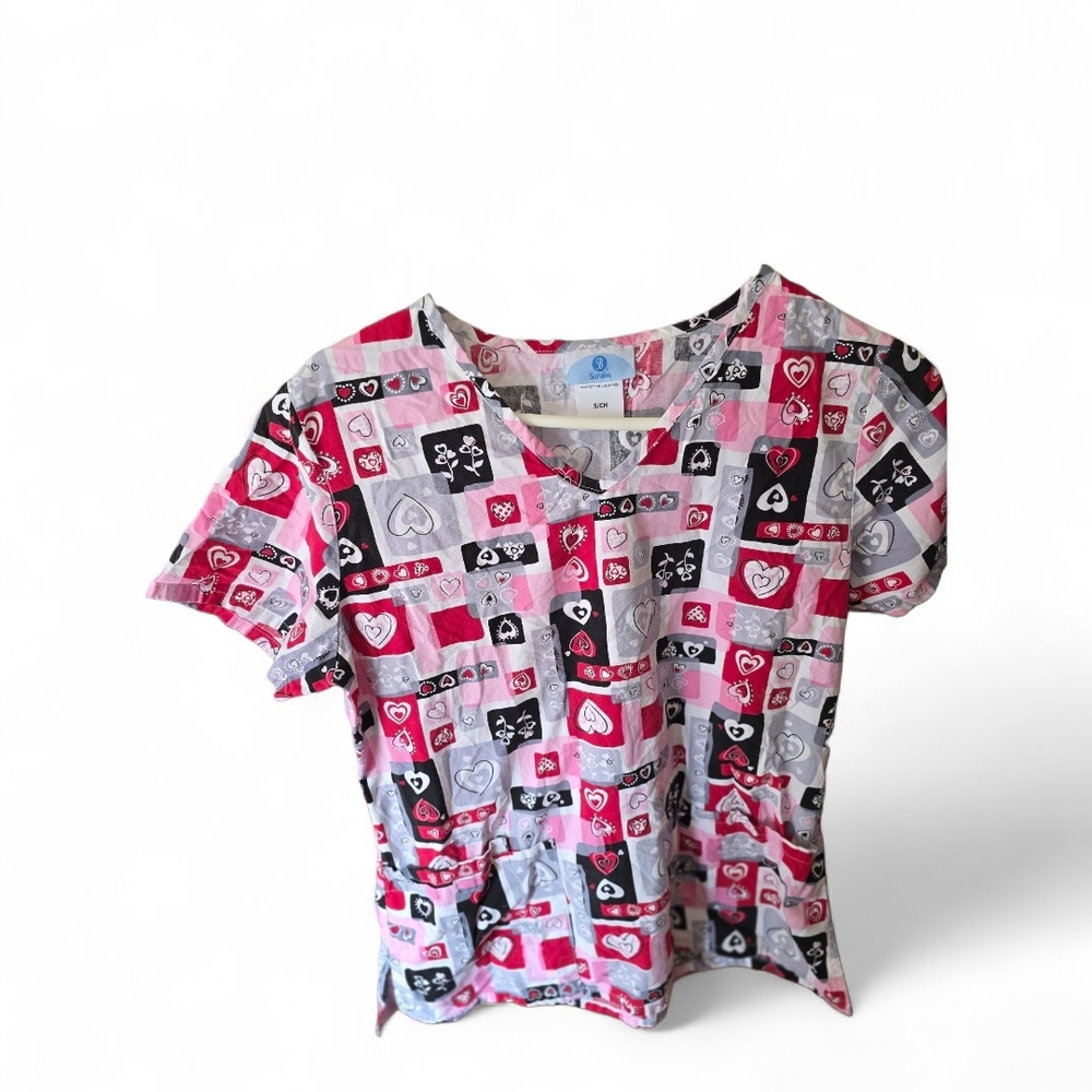 Colorful Heart Pattern Scrub Top